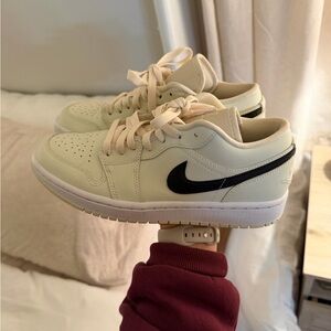 Jordan one low coconut milk color